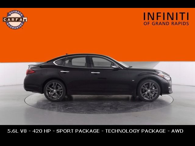 2016 INFINITI Q70 Base