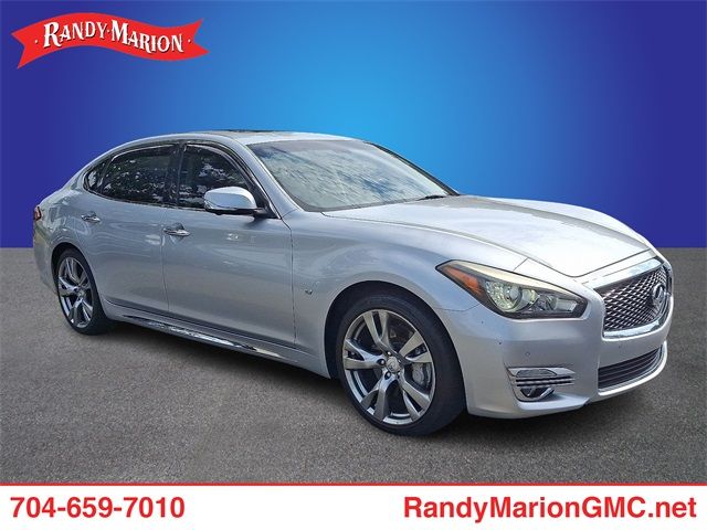 2016 INFINITI Q70L Base