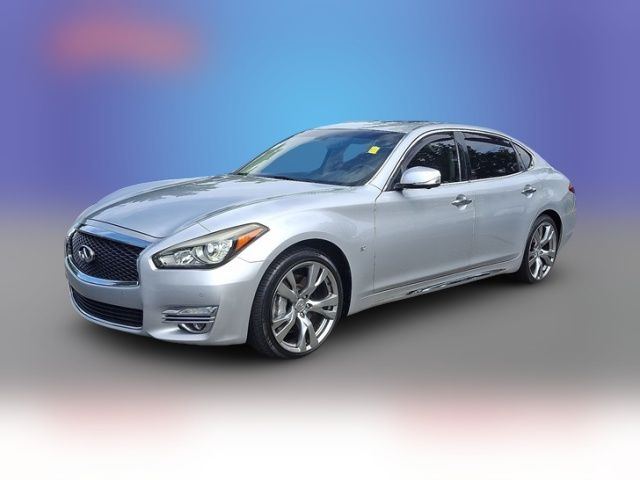 2016 INFINITI Q70L Base