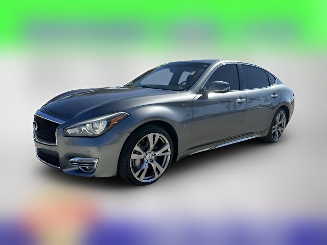 2016 INFINITI Q70L Base