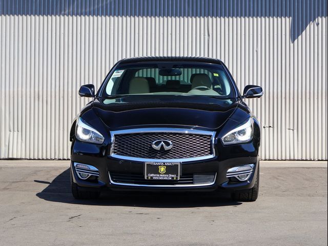 2016 INFINITI Q70L Base