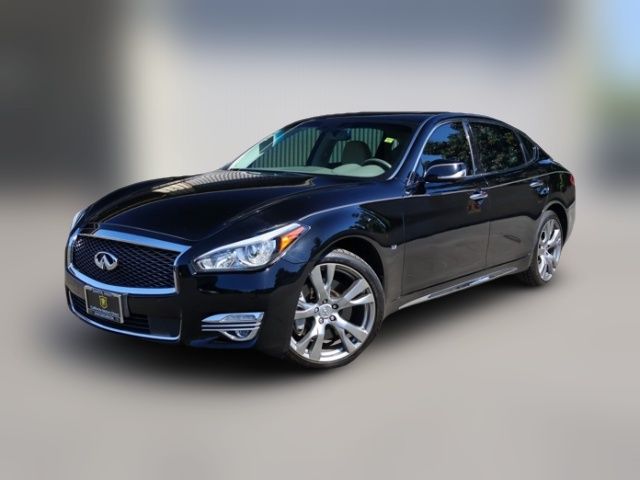 2016 INFINITI Q70L Base