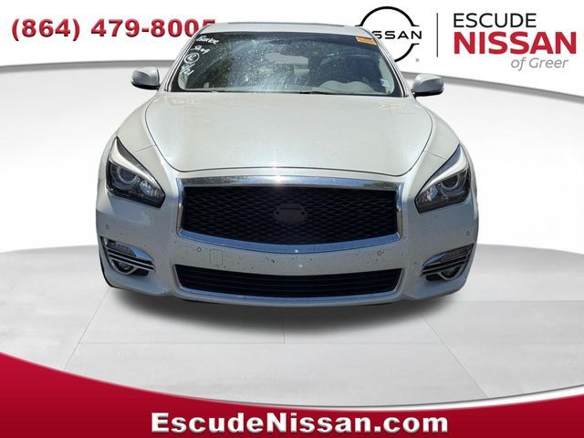 2016 INFINITI Q70L Base