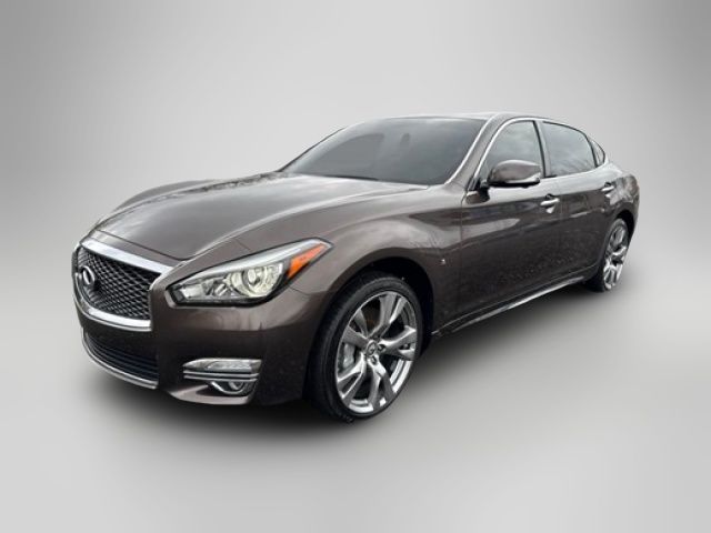 2016 INFINITI Q70L Base