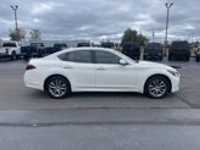 2016 INFINITI Q70L Base