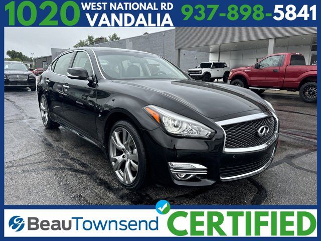 2016 INFINITI Q70L Base