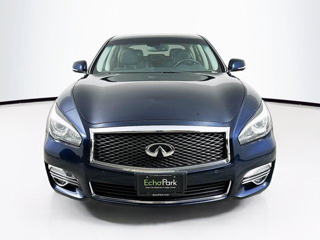 2016 INFINITI Q70L Base