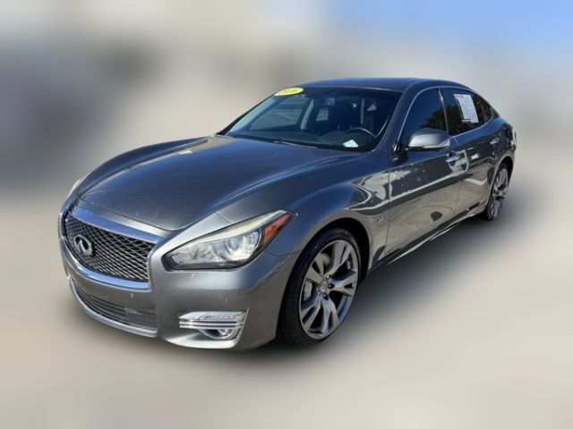 2016 INFINITI Q70L Base