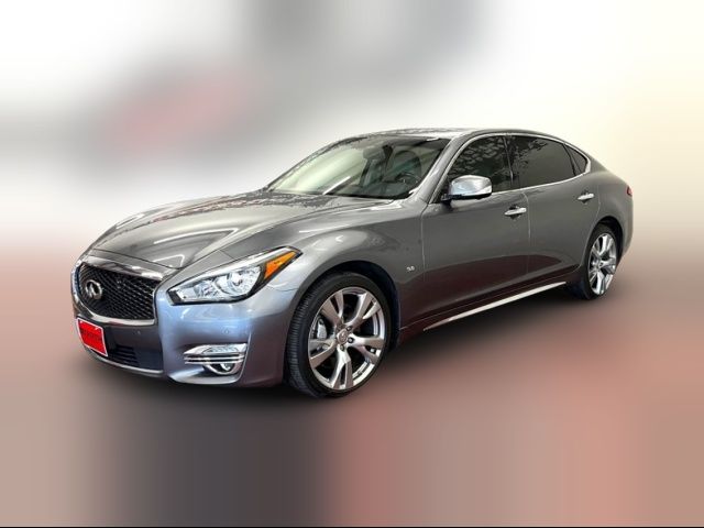 2016 INFINITI Q70L Base