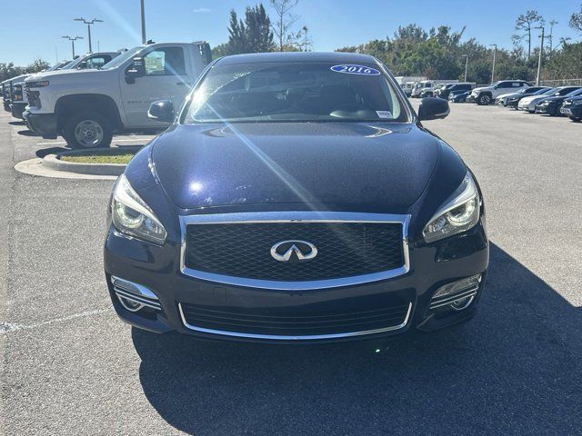 2016 INFINITI Q70L Base