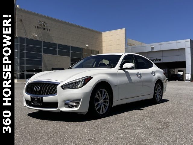 2016 INFINITI Q70h Base