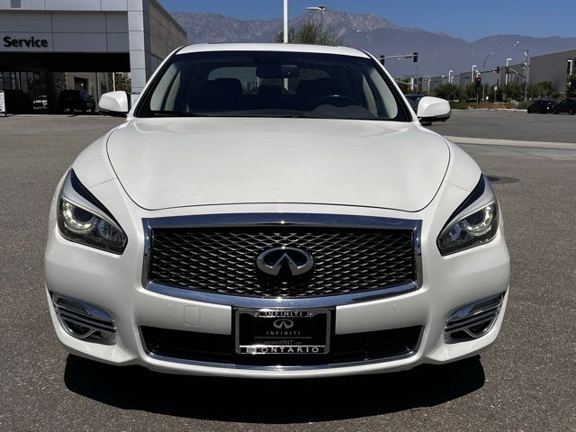 2016 INFINITI Q70h Base