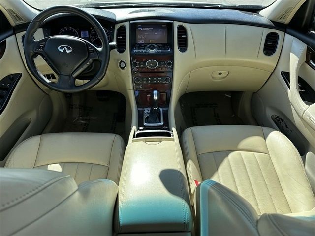 2016 INFINITI QX50 Base