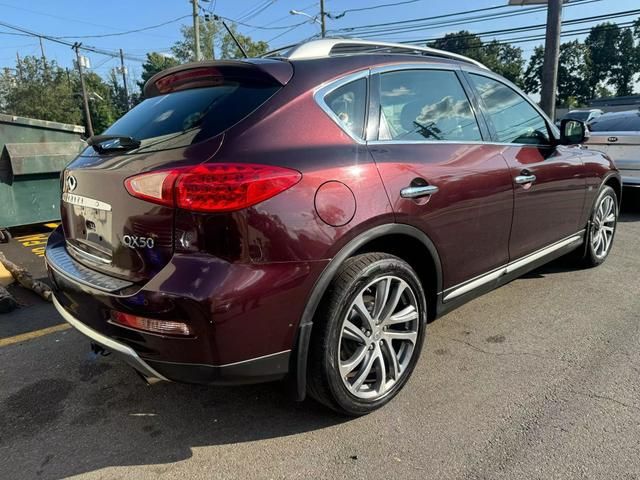 2016 INFINITI QX50 Base