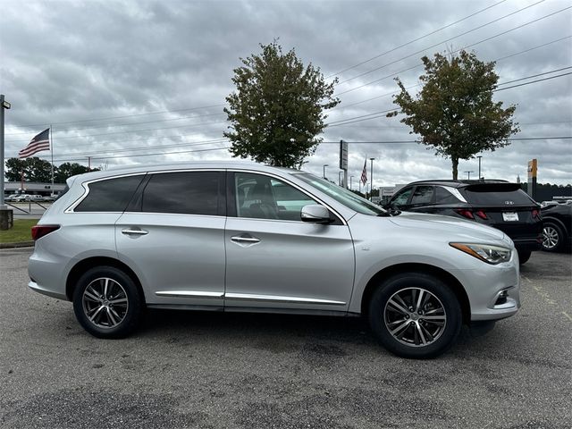 2016 INFINITI QX60 Base