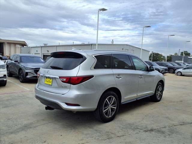 2016 INFINITI QX60 Base