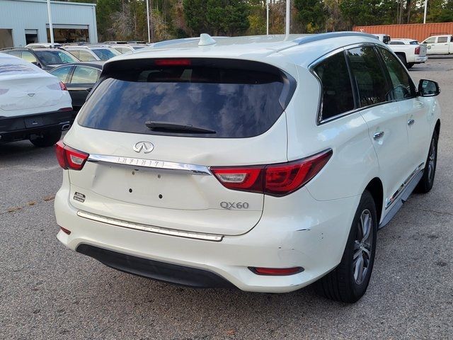 2016 INFINITI QX60 Base