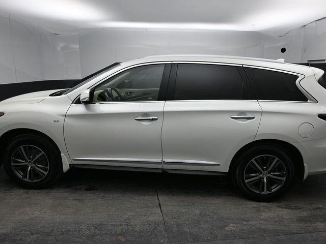 2016 INFINITI QX60 Base