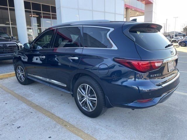 2016 INFINITI QX60 Base