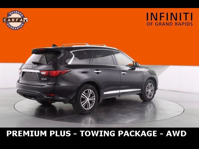 2016 INFINITI QX60 Base