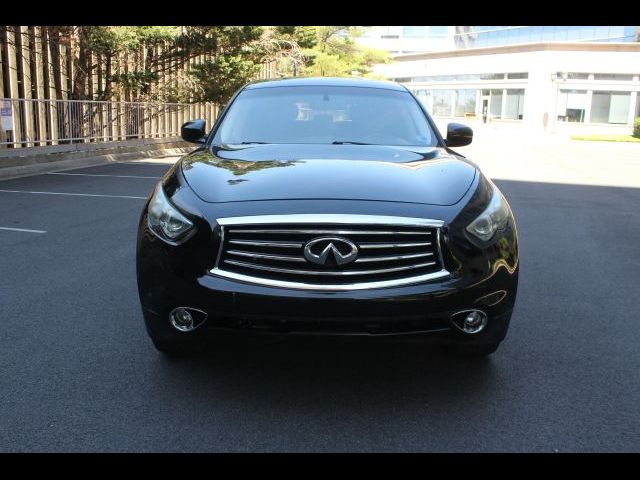 2016 INFINITI QX70 Base