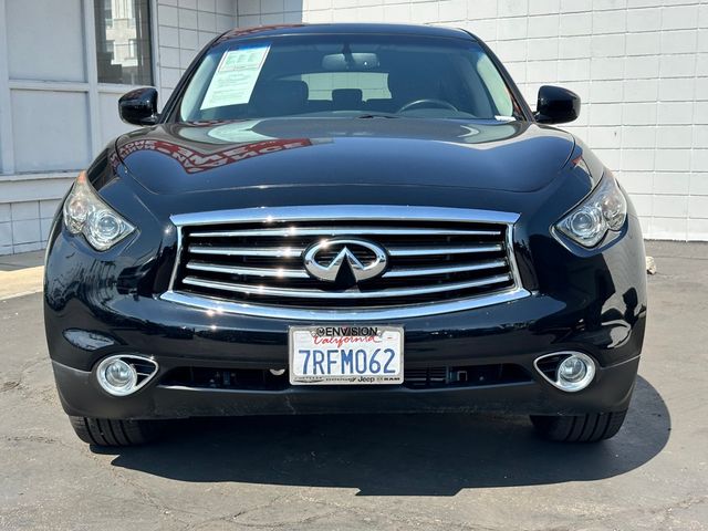 2016 INFINITI QX70 Base