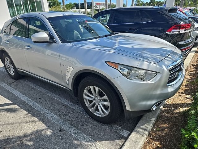 2016 INFINITI QX70 Base