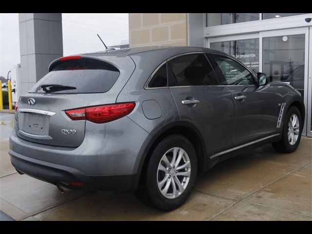 2016 INFINITI QX70 Base