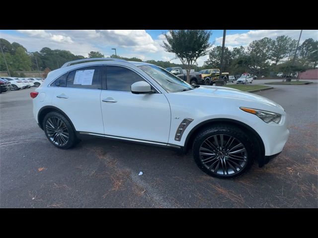 2016 INFINITI QX70 Base