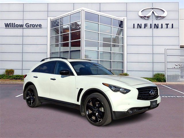 2016 INFINITI QX70 Base