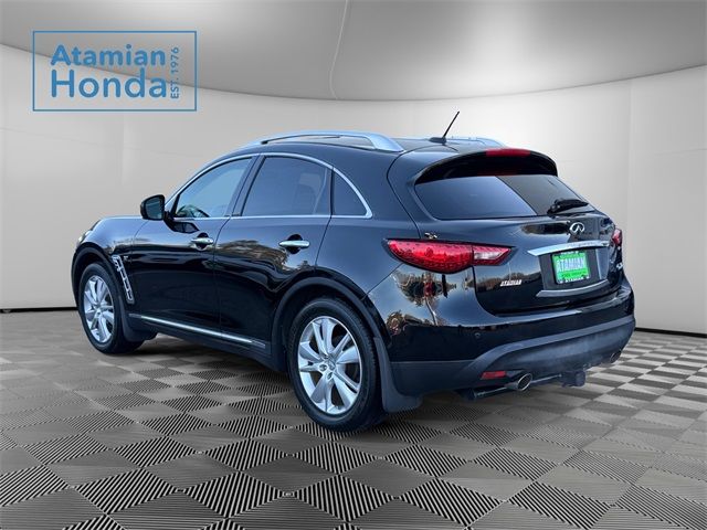 2016 INFINITI QX70 Base