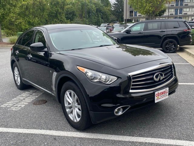 2016 INFINITI QX70 Base