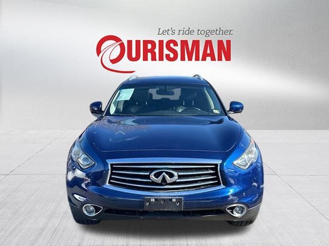 2016 INFINITI QX70 Base