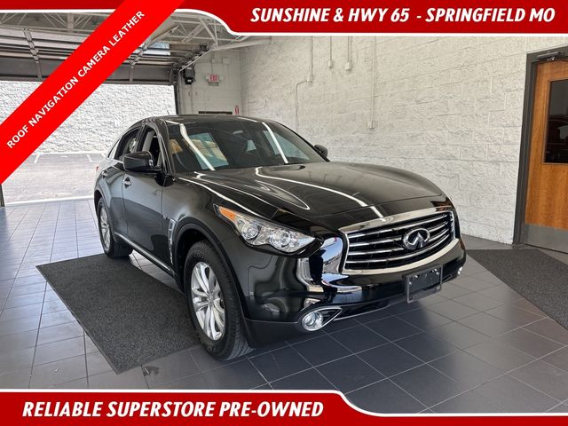 2016 INFINITI QX70 Base