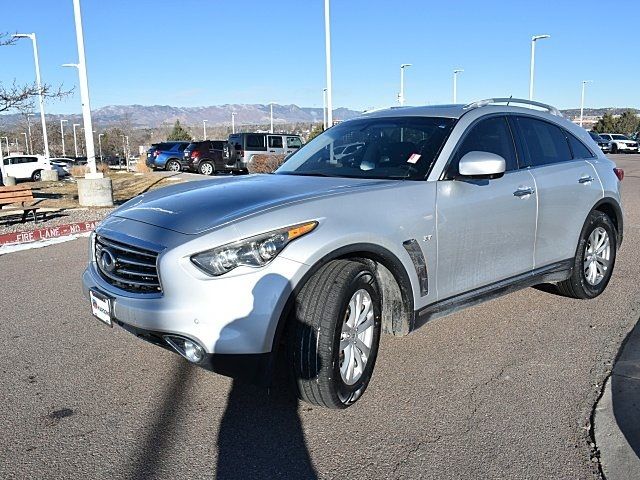 2016 INFINITI QX70 Base