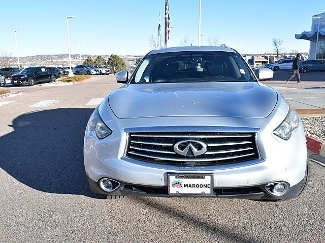 2016 INFINITI QX70 Base