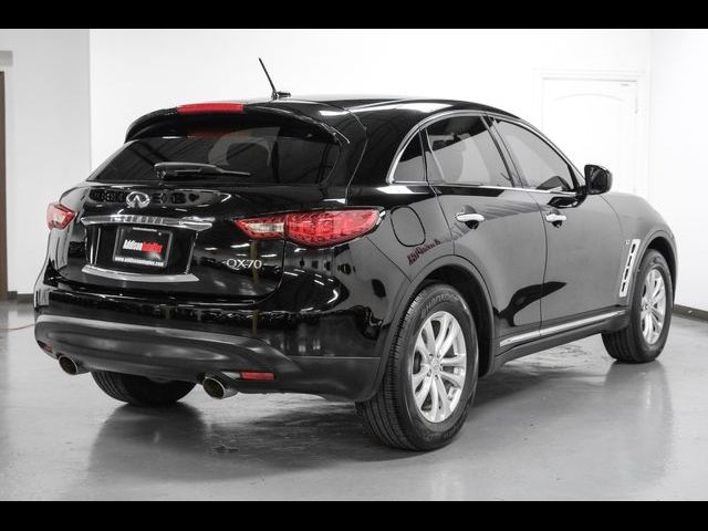 2016 INFINITI QX70 Base