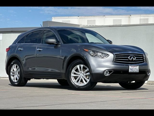 2016 INFINITI QX70 Base