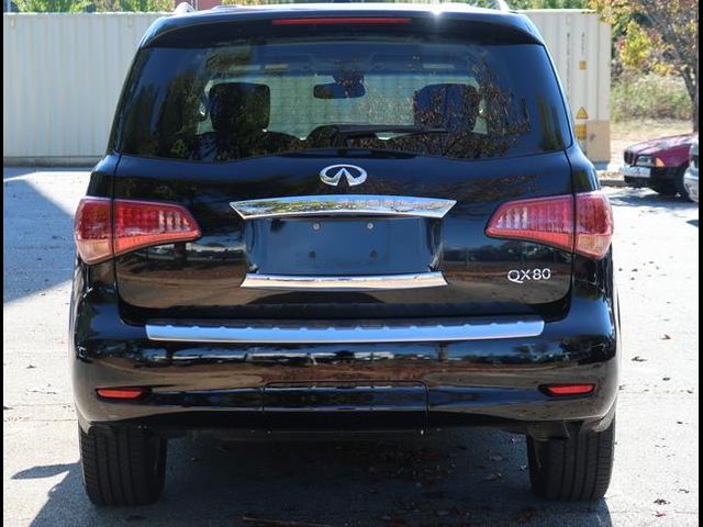 2016 INFINITI QX80 Base