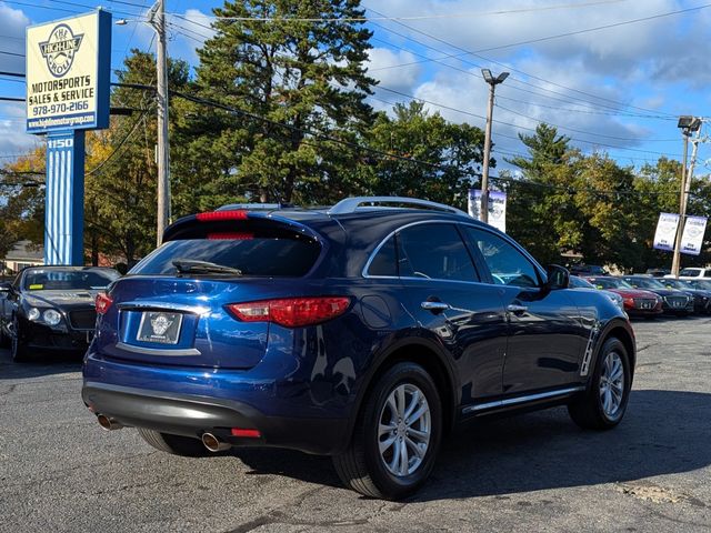 2016 INFINITI QX70 Base