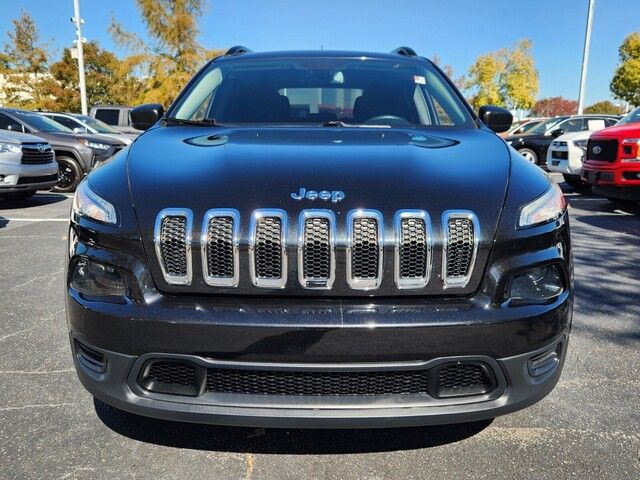 2016 Jeep Cherokee Sport