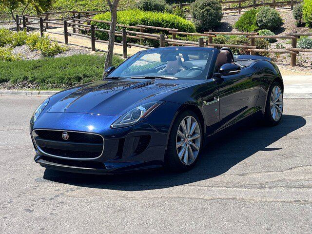 2016 Jaguar F-Type Base