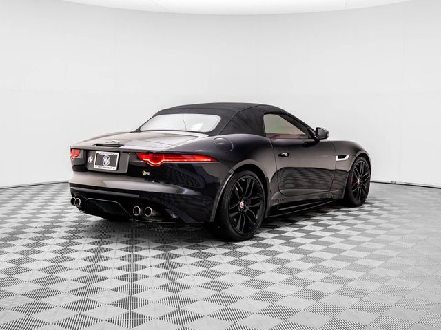 2016 Jaguar F-Type R