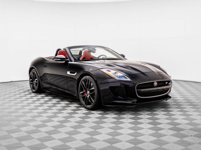 2016 Jaguar F-Type R