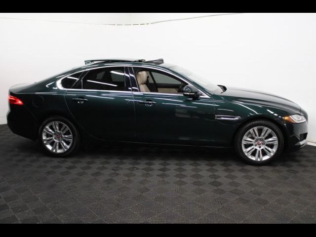 2016 Jaguar XF 35t Premium