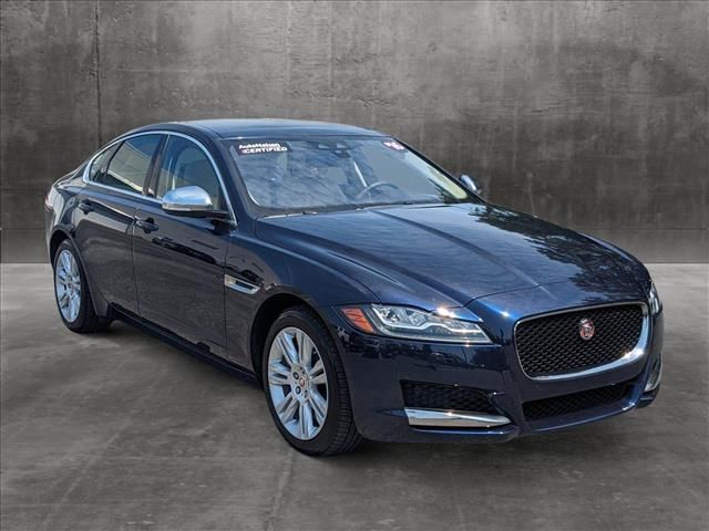 2016 Jaguar XF 35t Premium