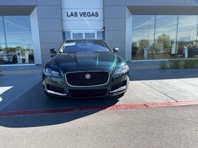 2016 Jaguar XF 35t Premium