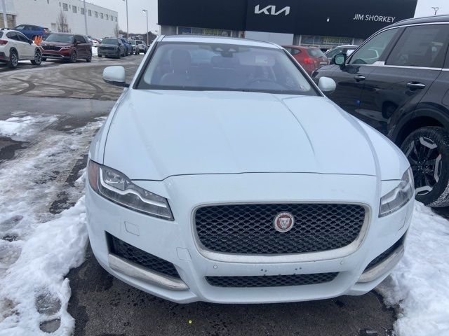 2016 Jaguar XF 35t Premium