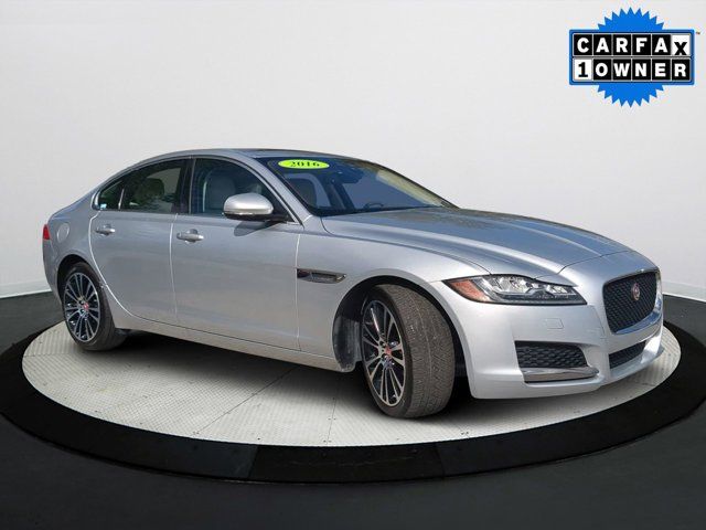 2016 Jaguar XF 35t Prestige