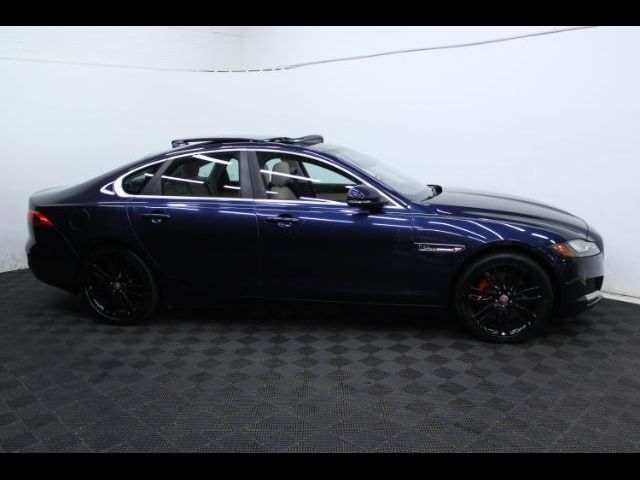 2016 Jaguar XF 35t Prestige